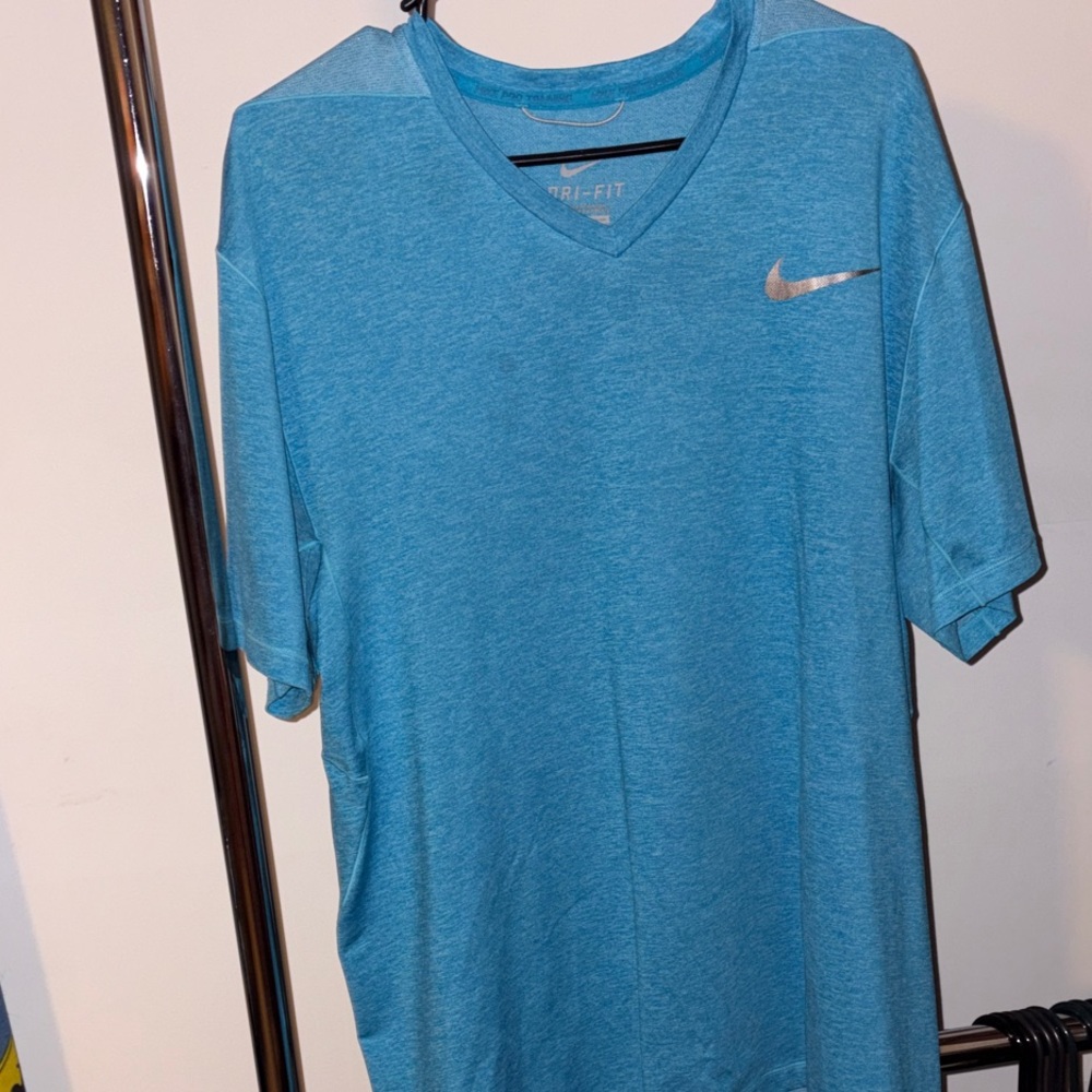 Nike Men's Light Blue V-Neck Tee